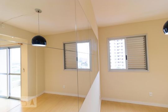 Salas de apartamento à venda com 2 quartos, 101m² em Vila Brandina, Campinas