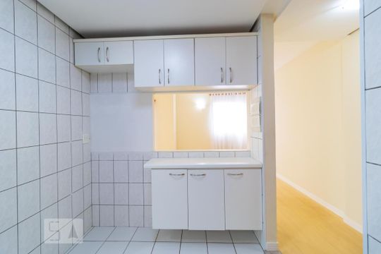 Cozinha de apartamento à venda com 2 quartos, 101m² em Vila Brandina, Campinas