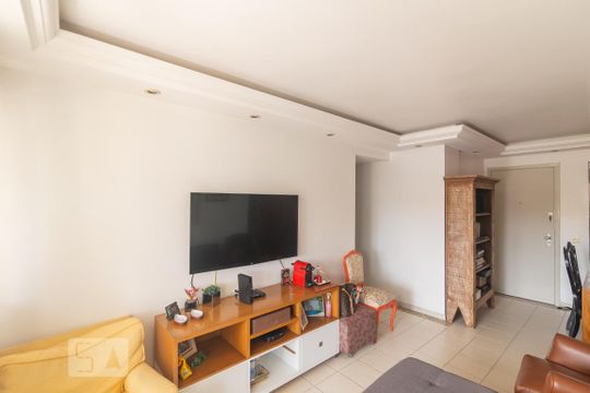 Sala de apartamento à venda com 2 quartos, 105m² em Barra da Tijuca, Rio de Janeiro