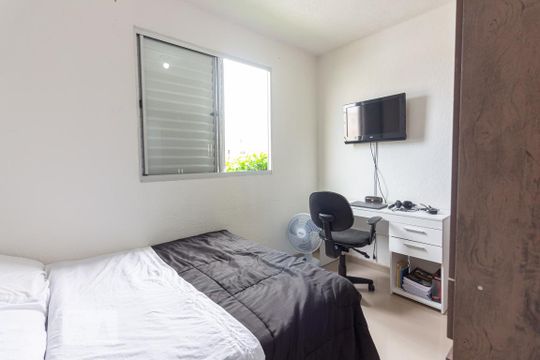 Quarto 1 de apartamento à venda com 2 quartos, 40m² em São Pedro, Osasco
