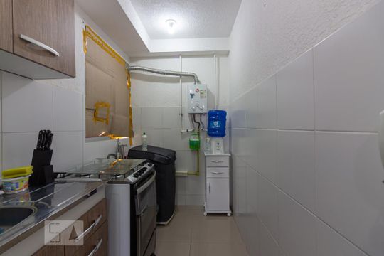 Cozinha de apartamento à venda com 2 quartos, 40m² em São Pedro, Osasco
