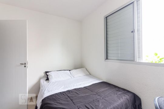 Quarto 1 de apartamento à venda com 2 quartos, 40m² em São Pedro, Osasco