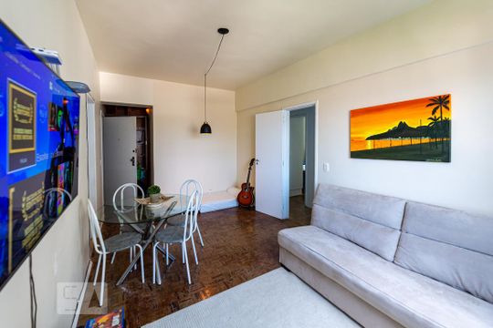 Sala de apartamento para alugar com 2 quartos, 90m² em Ipanema, Rio de Janeiro