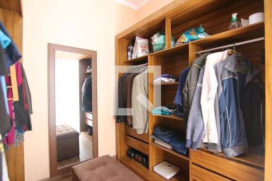 Closet de casa à venda com 3 quartos, 170m² em Jardim Brasília (zona Leste), São Paulo