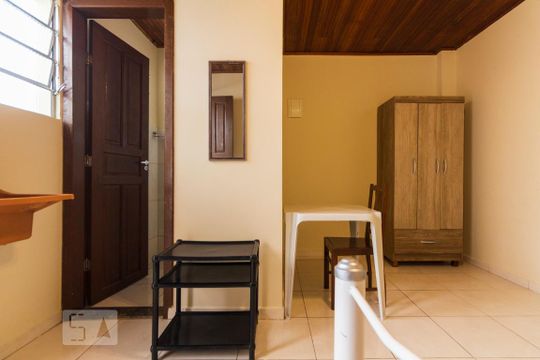 Sala e Quarto de kitnet/studio para alugar com 1 quarto, 14m² em Vila da Saúde, São Paulo