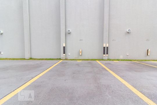 Garagem de apartamento para alugar com 2 quartos, 62m² em Água Verde, Curitiba