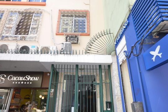 Fachada de apartamento para alugar com 1 quarto, 60m² em Botafogo, Rio de Janeiro