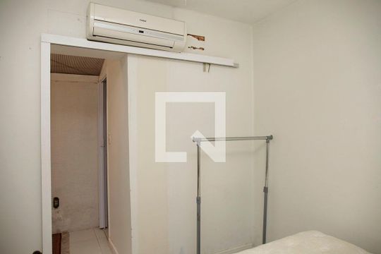 Quarto de apartamento para alugar com 1 quarto, 50m² em Petrópolis, Porto Alegre