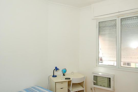 Quarto 1 de apartamento para alugar com 1 quarto, 50m² em Copacabana, Rio de Janeiro
