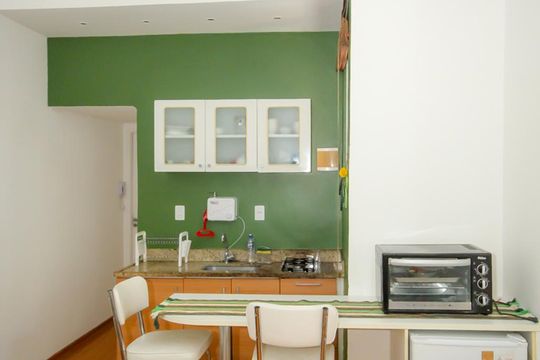 Sala de apartamento para alugar com 1 quarto, 50m² em Copacabana, Rio de Janeiro