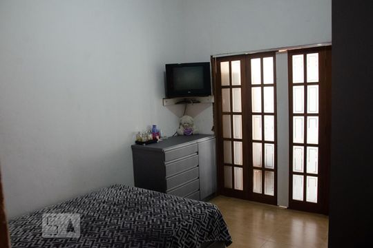 Suíte  de casa à venda com 3 quartos, 130m² em Vila Mazzei, São Paulo