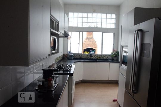 Cozinha de casa à venda com 3 quartos, 130m² em Vila Mazzei, São Paulo