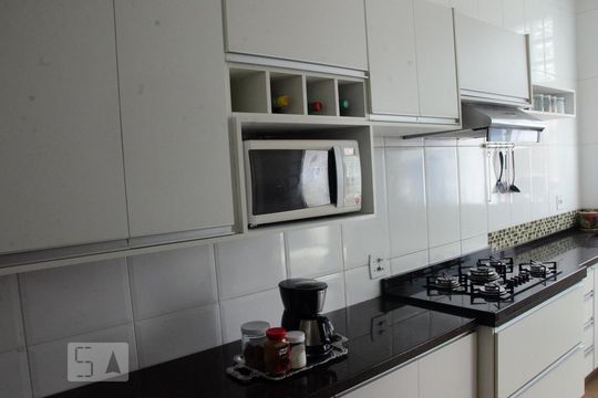 Cozinha de casa à venda com 3 quartos, 130m² em Vila Mazzei, São Paulo