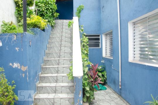 Quintal de casa à venda com 3 quartos, 130m² em Vila Mazzei, São Paulo