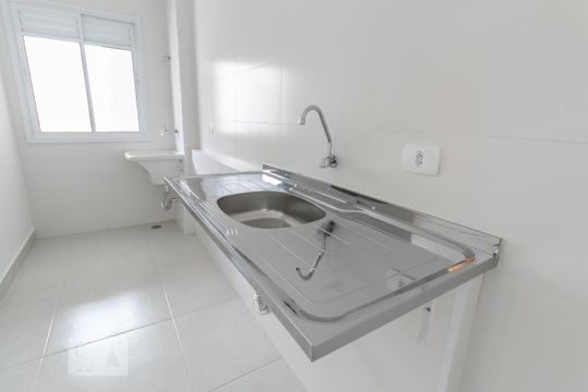 Cozinha de apartamento para alugar com 2 quartos, 42m² em Vila Matilde, São Paulo