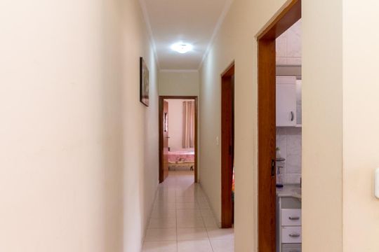 Corredor de casa à venda com 3 quartos, 183m² em Vila Flórida, Guarulhos