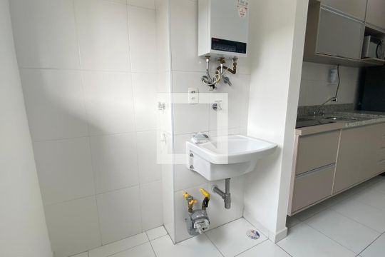 Área de Serviço de kitnet/studio para alugar com 1 quarto, 40m² em Tamboré, Barueri