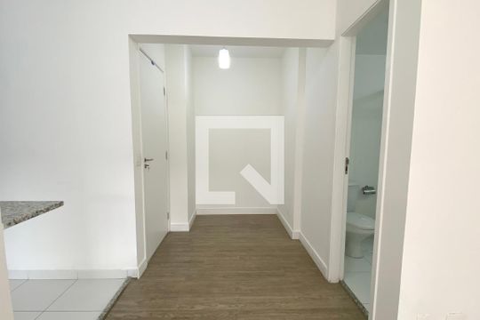Kitnet/Studio para alugar com 1 quarto, 40m² em Tamboré, Barueri