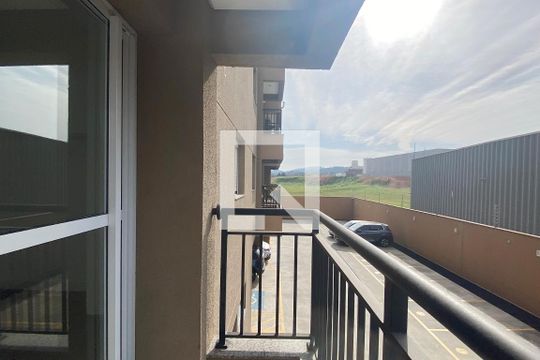 Sacada de kitnet/studio para alugar com 1 quarto, 40m² em Tamboré, Barueri