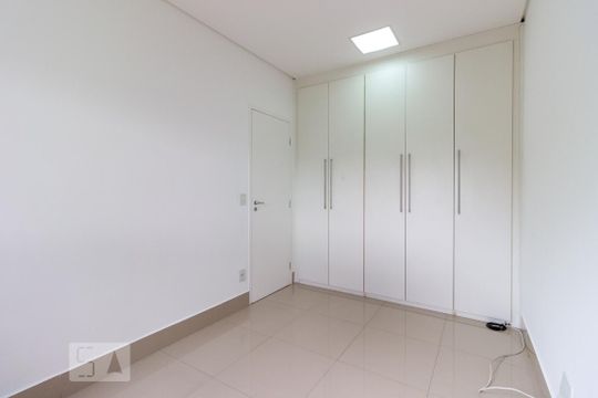 Quarto 1 de apartamento à venda com 2 quartos, 178m² em Jardim Tupanci, Barueri
