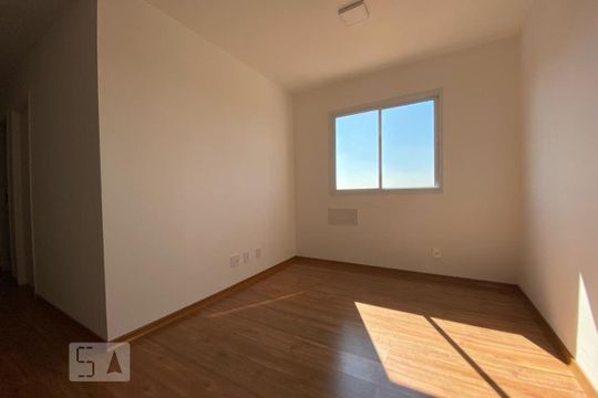 Sala de apartamento para alugar com 2 quartos, 41m² em Paraíso do Morumbi, São Paulo