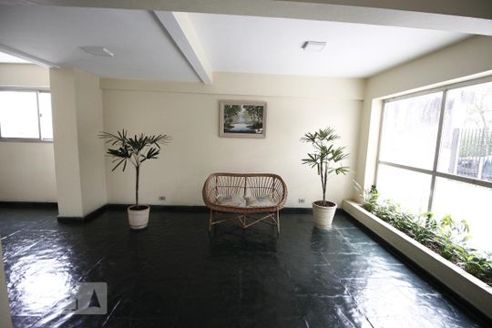Hall de apartamento à venda com 2 quartos, 57m² em Chácara Inglesa, São Paulo