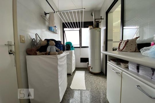 Área de Serviço de apartamento à venda com 4 quartos, 160m² em Vila Suzana, São Paulo