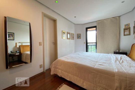 Suíte 1 de apartamento à venda com 4 quartos, 160m² em Vila Suzana, São Paulo