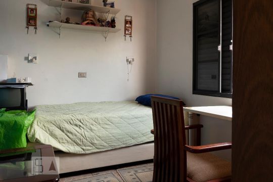 Quarto 2 de casa à venda com 4 quartos, 110m² em Vila Campestre, São Paulo