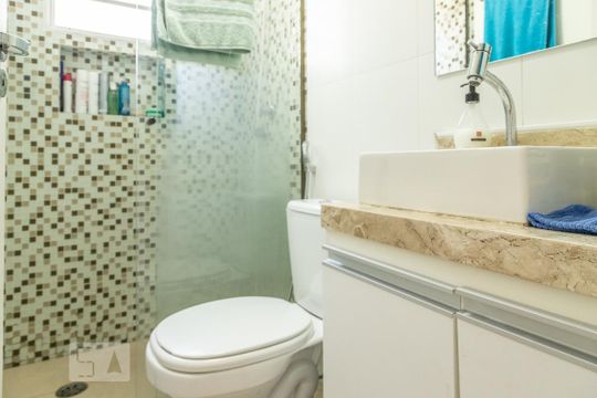 Banheiro do Quarto 2 de apartamento à venda com 2 quartos, 88m² em Jardim Santa Terezinha (zona Leste), São Paulo
