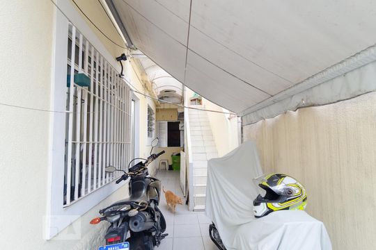 Garagem de casa à venda com 3 quartos, 110m² em Vila da Saúde, São Paulo