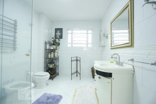 Banheiro do Quarto 3- Suíte de apartamento à venda com 4 quartos, 220m² em Higienopolis, São Paulo