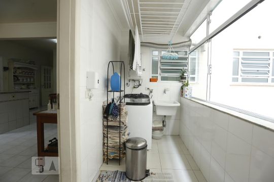 Area de Serviços de apartamento à venda com 4 quartos, 220m² em Higienopolis, São Paulo