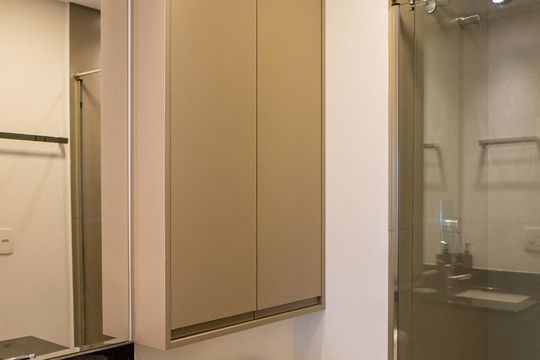 Banheiro de apartamento à venda com 1 quarto, 29m² em República, São Paulo