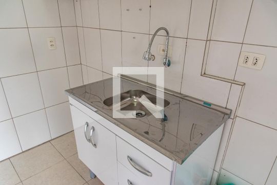 Cozinha de apartamento à venda com 1 quarto, 28m² em Liberdade, São Paulo