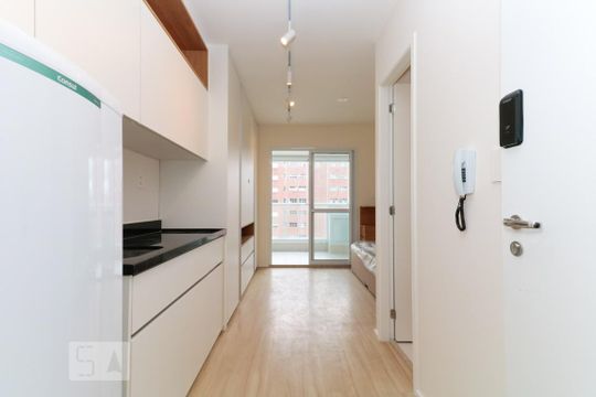 Studio de kitnet/studio para alugar com 1 quarto, 24m² em Pinheiros, São Paulo
