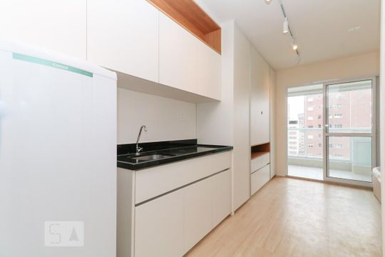 Studio de kitnet/studio para alugar com 1 quarto, 24m² em Pinheiros, São Paulo