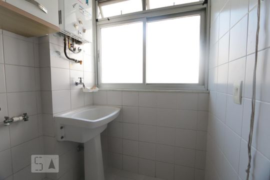 Área de Serviço de apartamento para alugar com 3 quartos, 73m² em Tanque, Rio de Janeiro