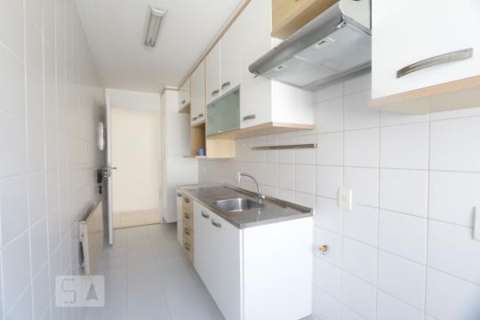 Cozinha - Armários de apartamento para alugar com 3 quartos, 73m² em Tanque, Rio de Janeiro
