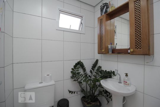 Banheiro de apartamento à venda com 2 quartos, 57m² em Fátima, Canoas