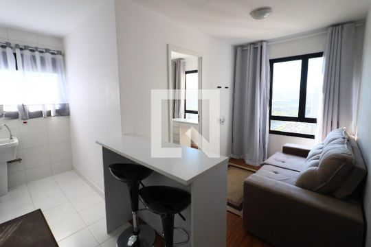 Apartamento para alugar com 2 quartos, 38m² em Presidente Altino, Osasco