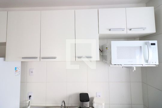 Cozinha e Área de Serviço de apartamento para alugar com 2 quartos, 38m² em Presidente Altino, Osasco