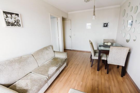Sala de apartamento para alugar com 2 quartos, 50m² em Bom Retiro, São Paulo