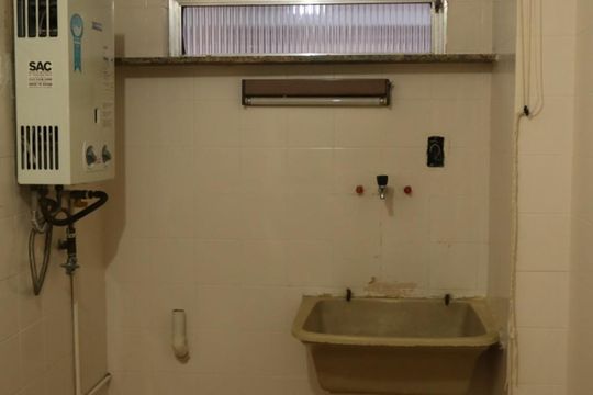 Área de Serviço de apartamento à venda com 2 quartos, 77m² em Santa Rosa, Niterói