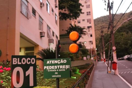 Fachada do bloco de apartamento à venda com 2 quartos, 77m² em Santa Rosa, Niterói