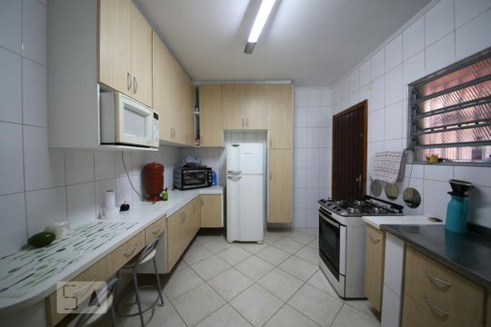 Cozinha  de casa à venda com 3 quartos, 172m² em Santo Amaro, São Paulo