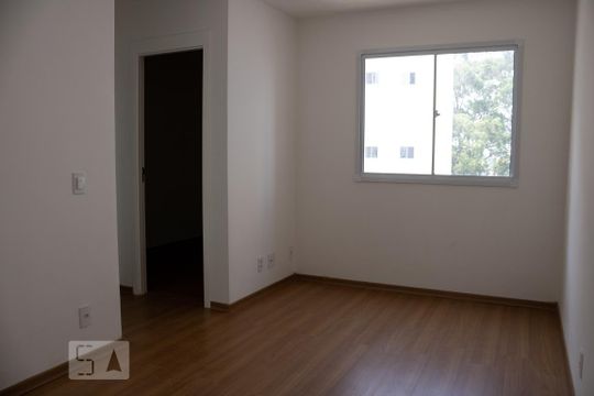Sala de apartamento para alugar com 2 quartos, 43m² em Jardim São Savério, São Paulo