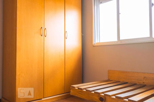 Quarto 1 de apartamento à venda com 2 quartos, 45m² em Marechal Rondon, Canoas