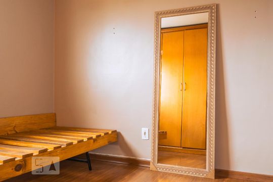 Quarto 1 de apartamento à venda com 2 quartos, 45m² em Marechal Rondon, Canoas