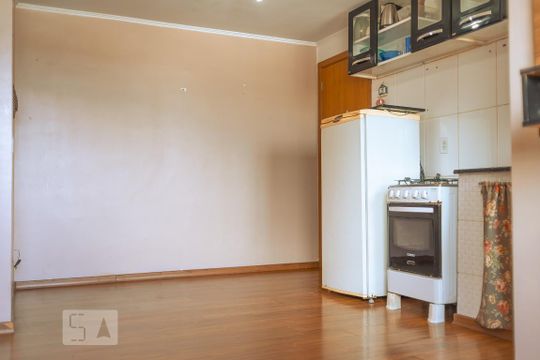 Sala de apartamento à venda com 2 quartos, 45m² em Marechal Rondon, Canoas